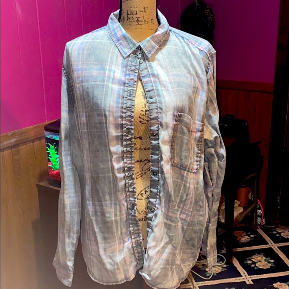 American eagle light weight flannel